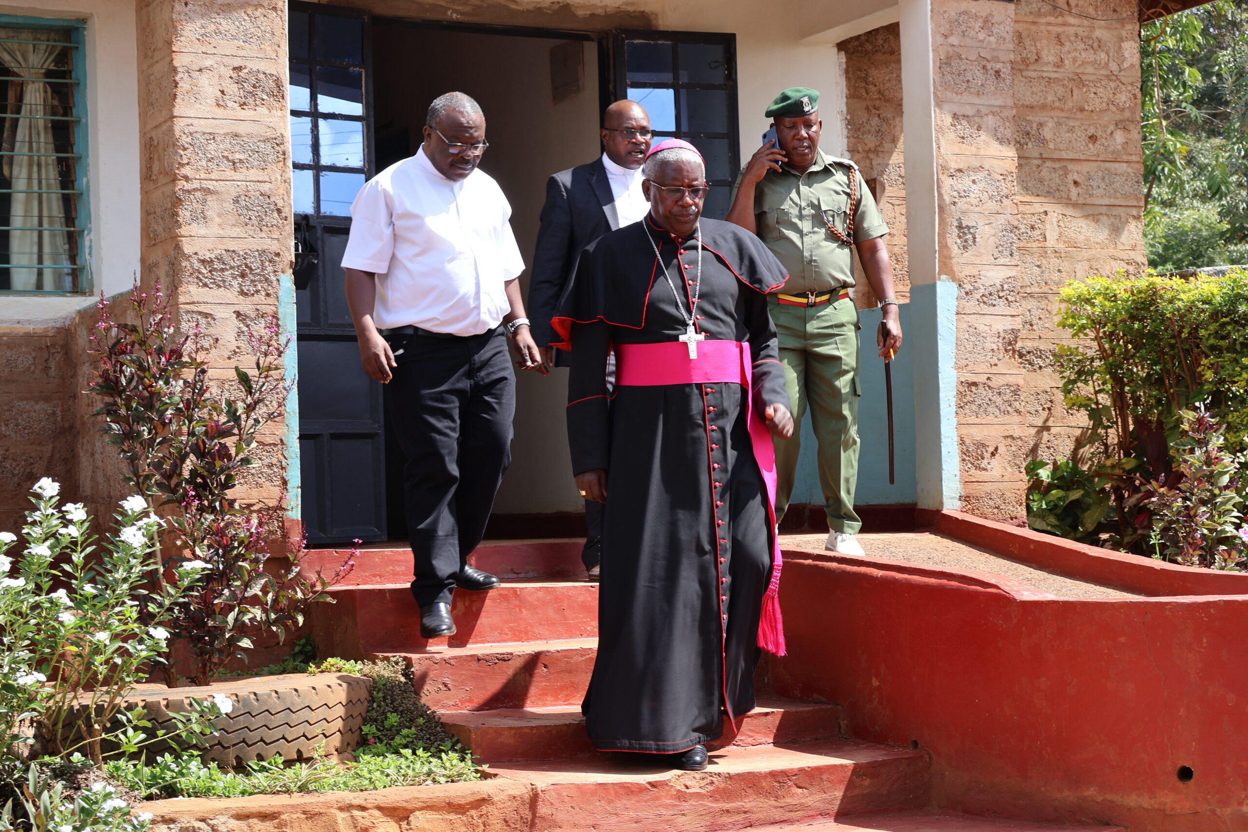 Bishop Peter Kimani with priests and an officer from Embu Main Prison when the Diocese of Embu representatives visited inmates on 22nd December 2025